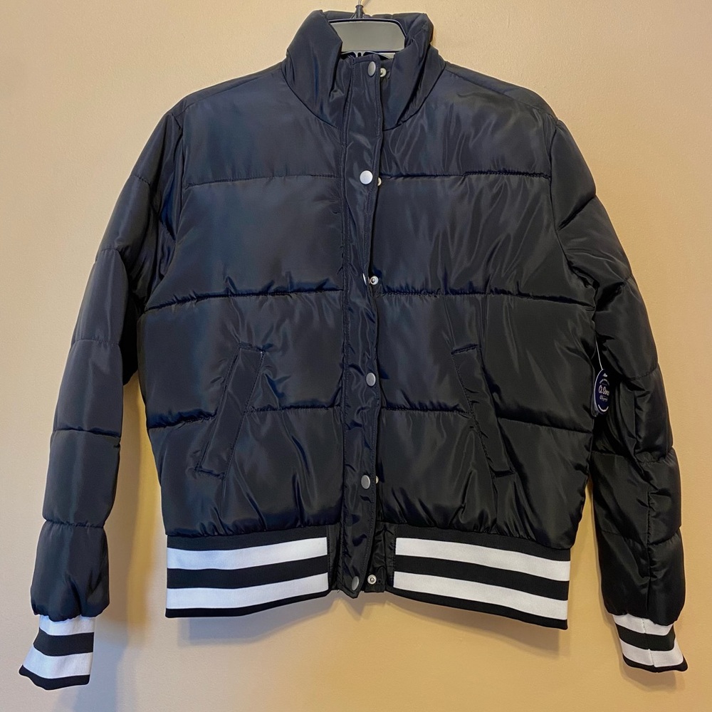Woman’s Black Puffer Bomber Jacket